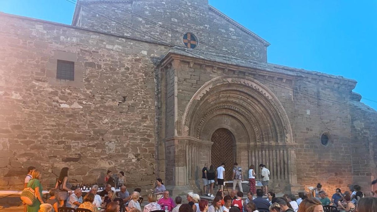 Cubells abrió sus fiestas con un concurso de tortillas.