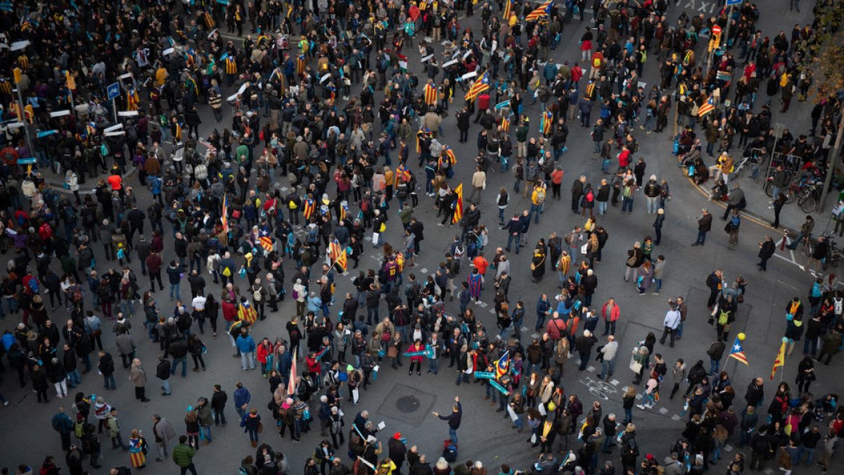 Tsunami Democràtic va congregar milers de manifestants després de la sentència del judici del procés.