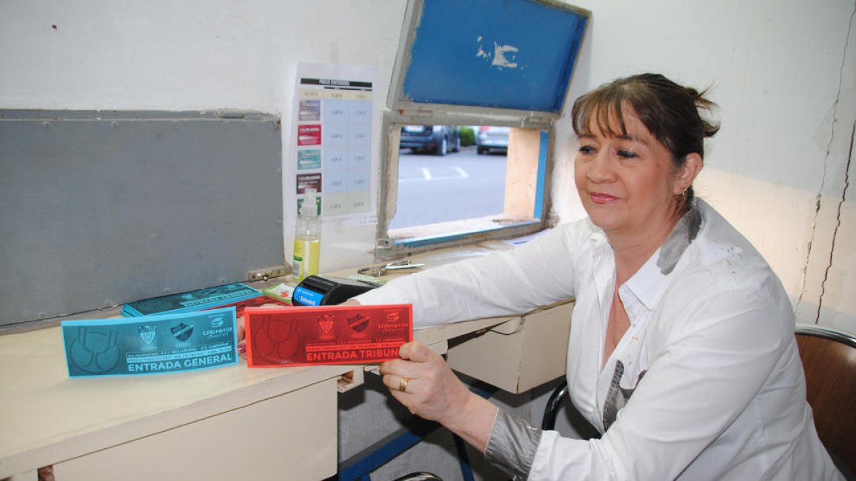 Las taquillas del Municipal de Mollerussa volvieron a abrir ayer y vendieron unas 150 entradas.