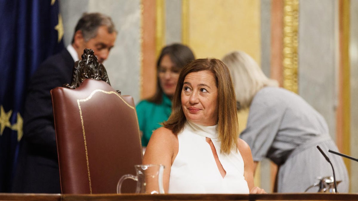 La presidenta del Congreso, Francina Armengol, durante la Sesión Constitutiva de la XV Legislatura en el Congreso.