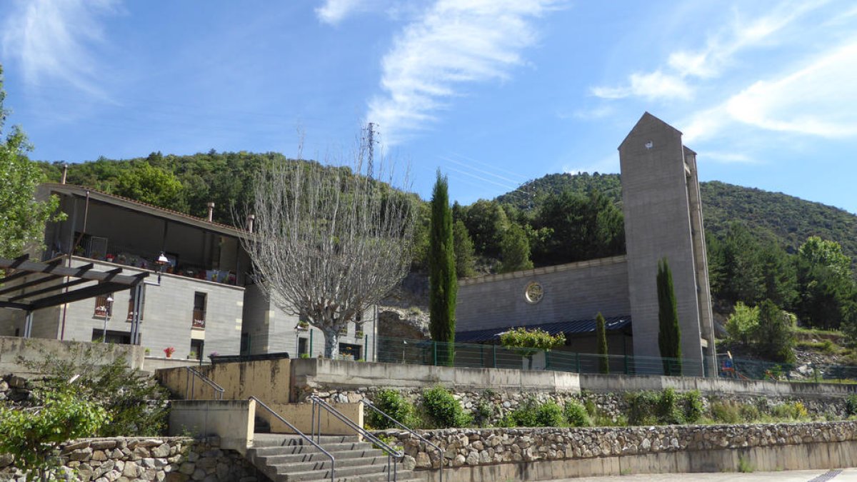 El Pont de Bar tiene contadores pero los vecinos pagan una tasa fija anual por el agua.