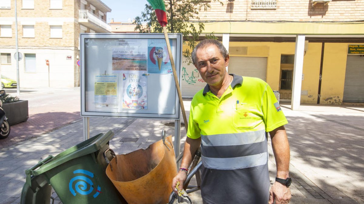 Enric Alòs, treballador d’Ilnet, ahir al Secà de Sant Pere.