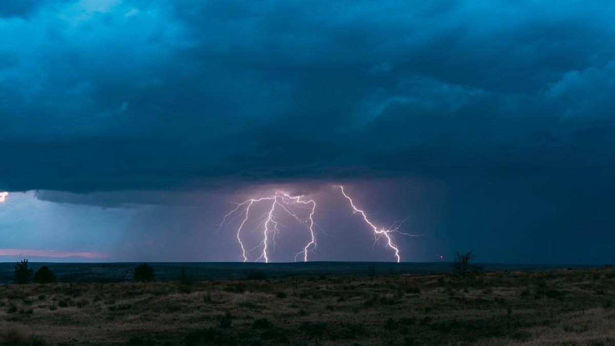 Què és una tempesta seca i què la fa tan perillosa?