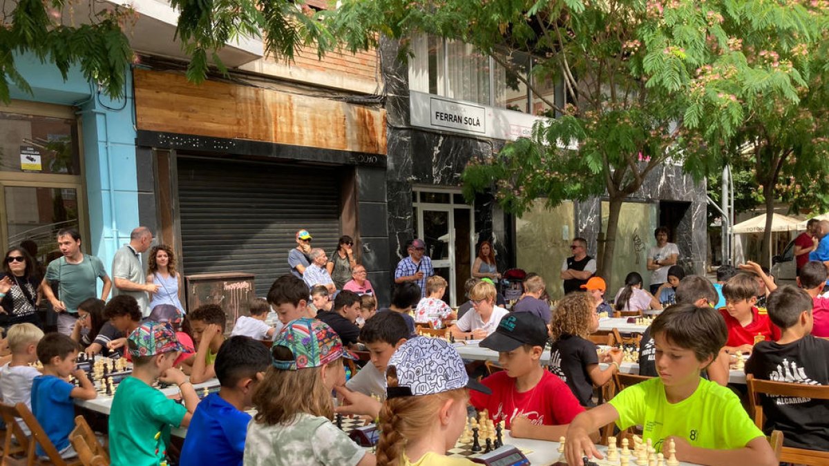 Unos 80 jugadores en la Lleida Chess Escolar