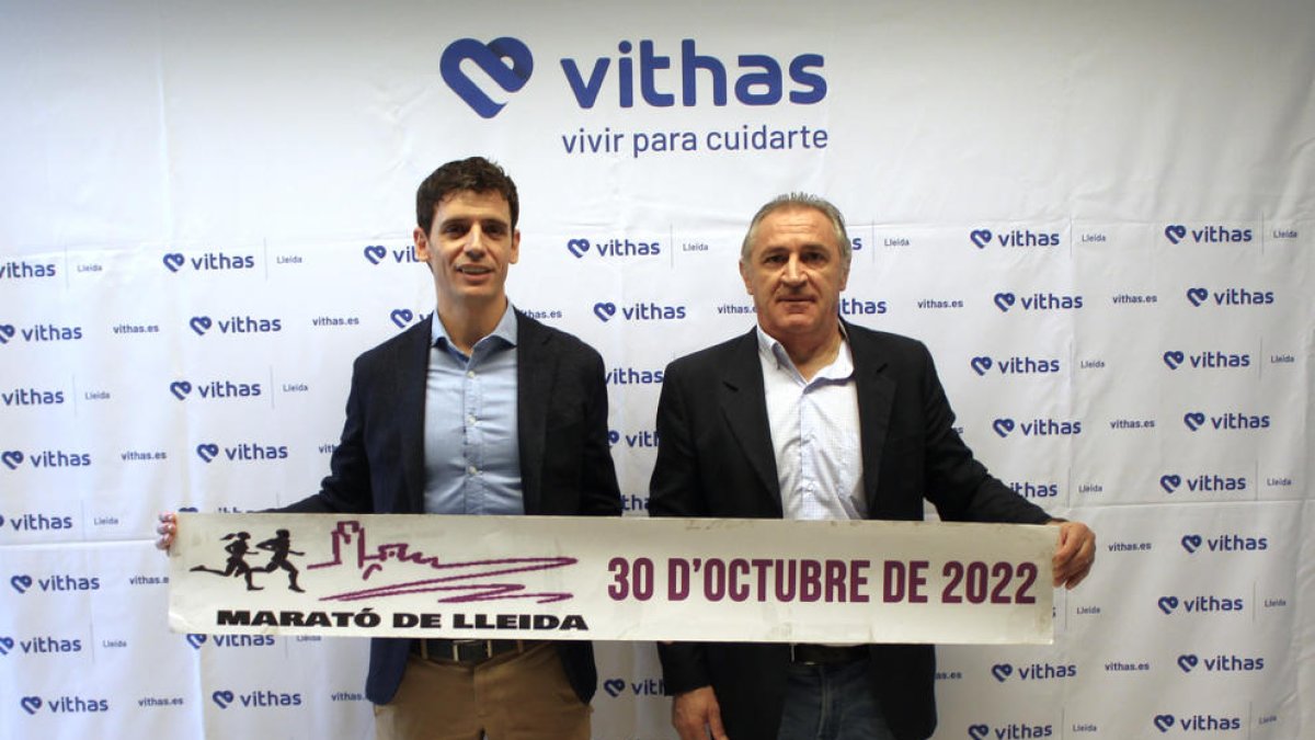 Josep Morera, de Vithas, al costat de Sisco Larrull.