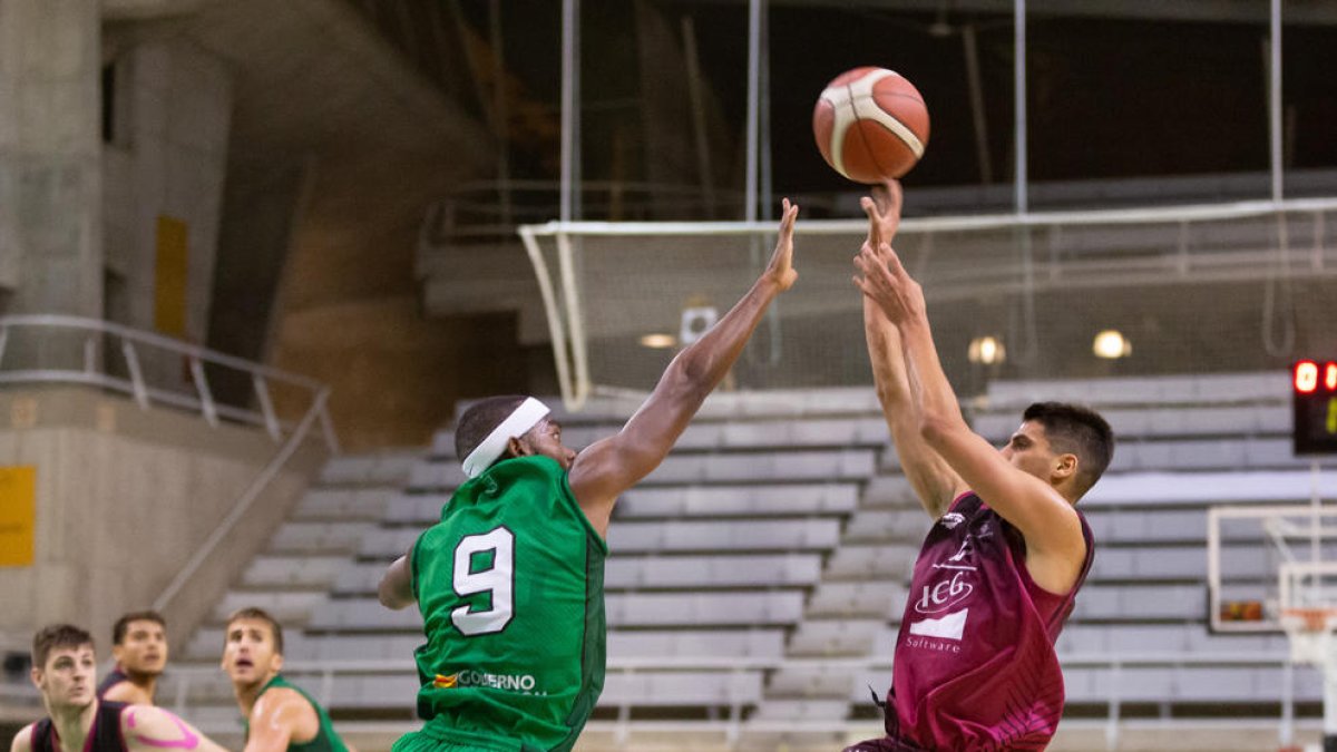 El quadre de Gerard Encuentra va tenir fases de bon joc, però li falta encara rodatge.
