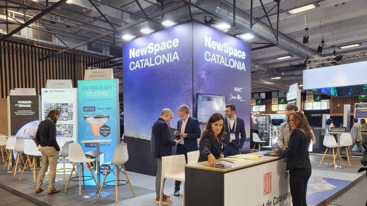 El observatorio del Montsec y Alguaire, en la feria aeroespacial de París