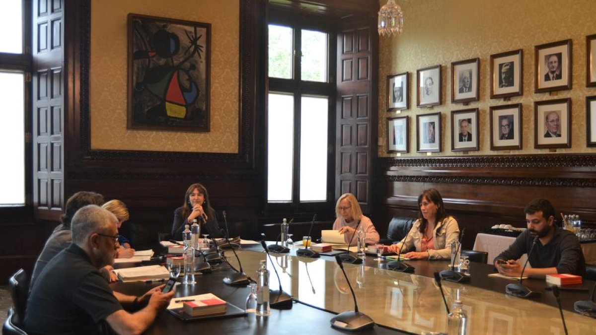 La Mesa del Parlament, reunida el pasado 24 de mayo.