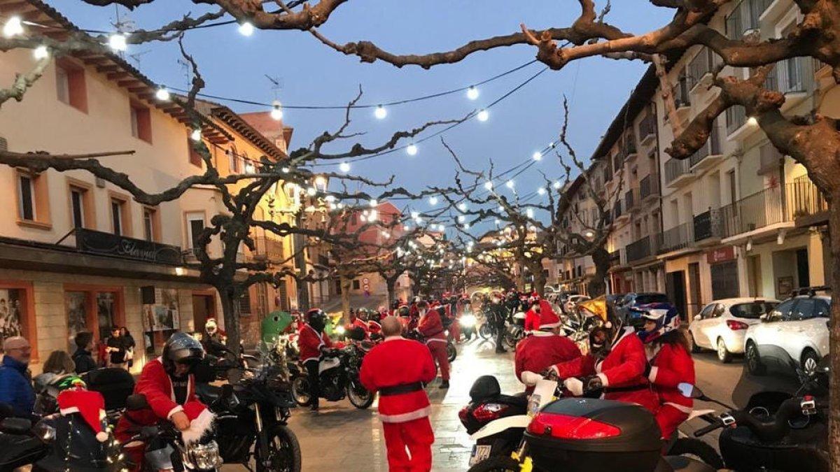 La concentración de los moteros disfrazados de Papá Noel.