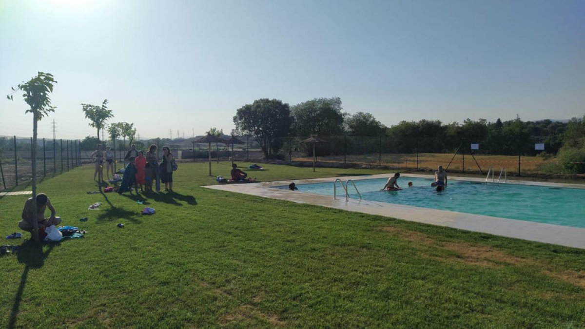 Portes obertes per estrenar les primeres piscines de Preixens