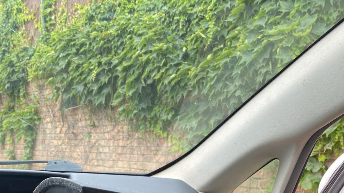 Estado del vehículo para patrullar de la policia de Almacelles.