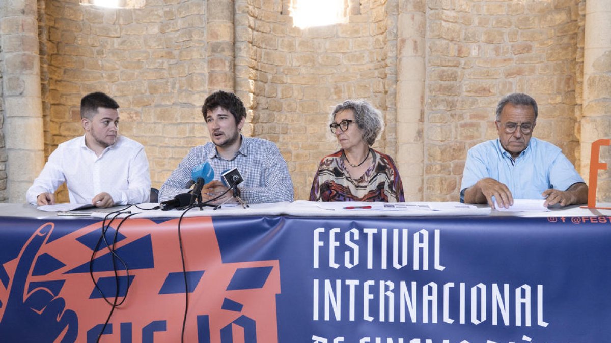 La Colegiata de Sant Pere d’Àger acogió ayer la presentación.