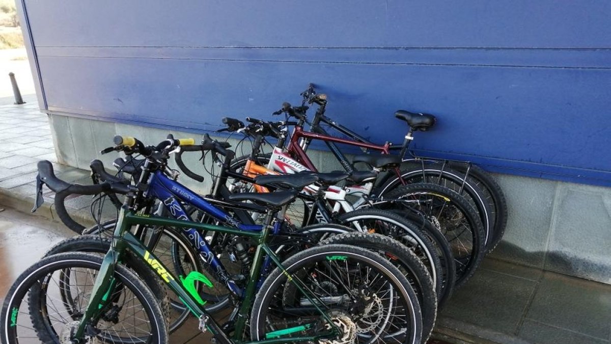 Recuperan ocho bicicletas presuntamente sustraídas que se vendían en el mercado semanal de Juneda