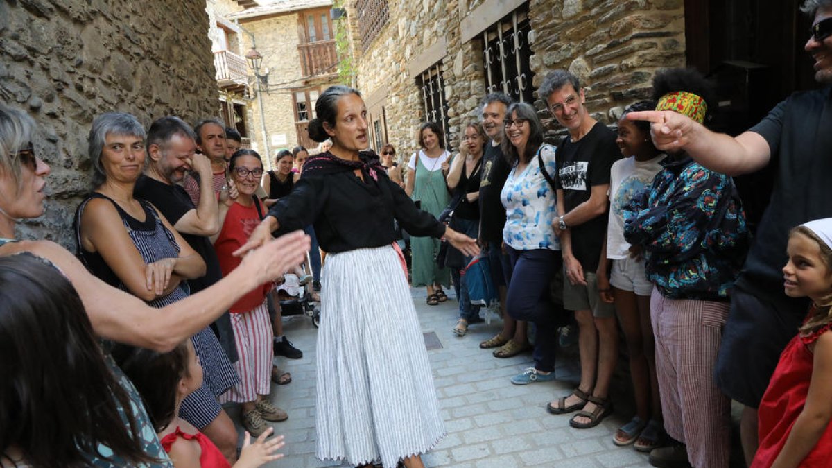 Esperanceta, el personaje más popular del Ecomuseu d’Àneu.