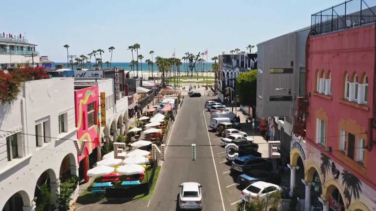 'Viajeros' se'n va a Los Angeles