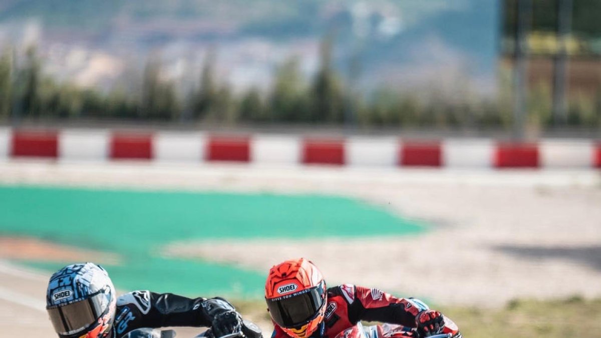 Àlex y Marc Márquez se siguen preparando para la pretemporada.