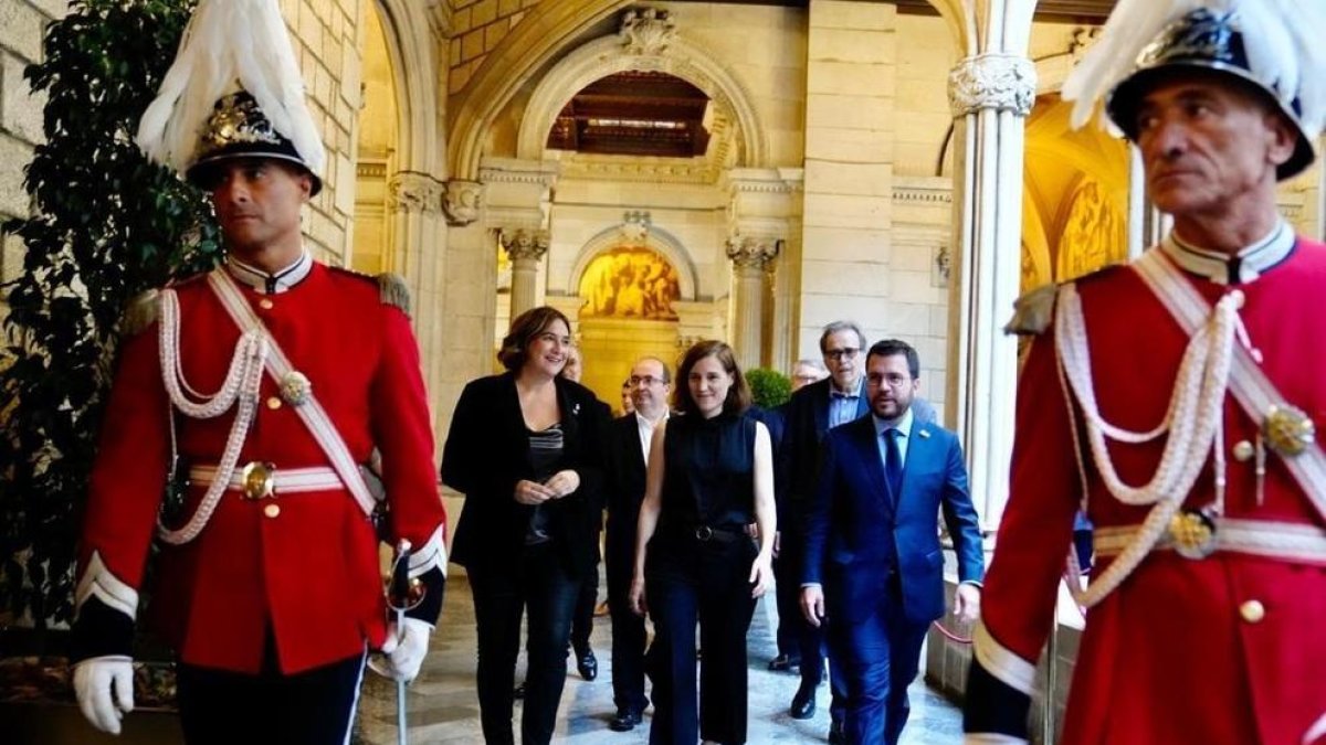 Carla Simón enaltece Barcelona como ciudad 'acogedora y plural' en el pregón de la Mercè