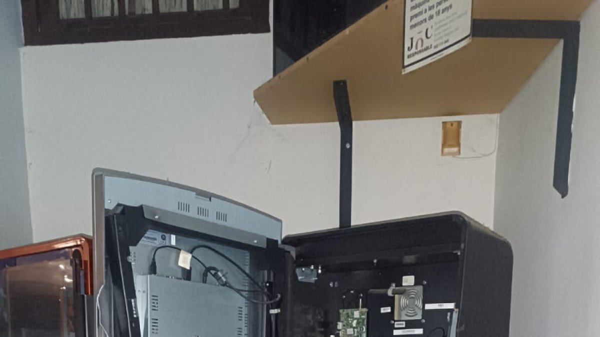 Una de les escurabutxaques del Cafè Europa de Castelldans.