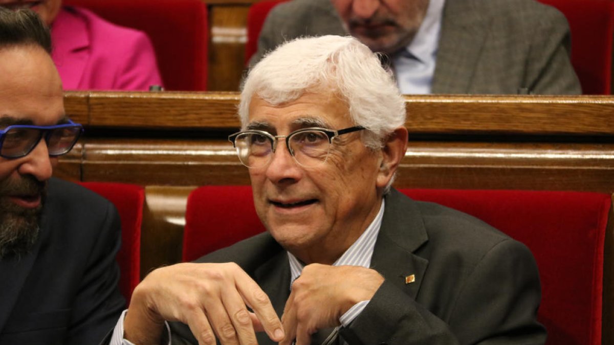 Balcells diu que no hi haurà cap pacient de càncer en llista d'espera que no hagi estat intervingut a finals d'any