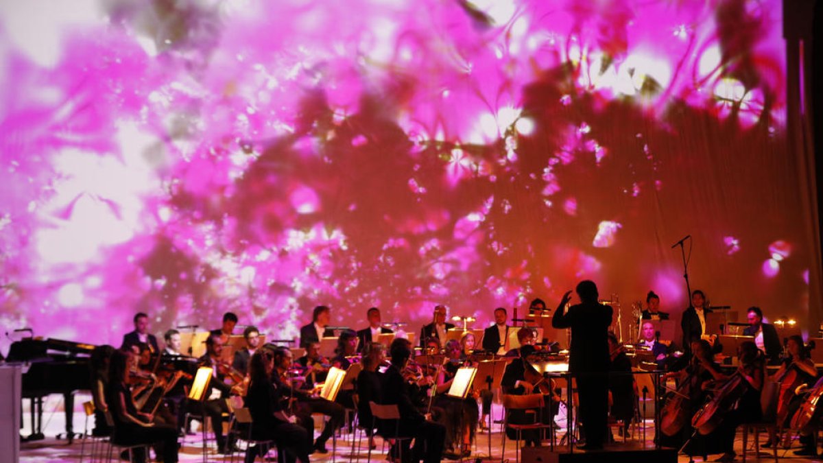 Concert de l'OJC a Lleida amb tecnologia visual de la mà d'ICG