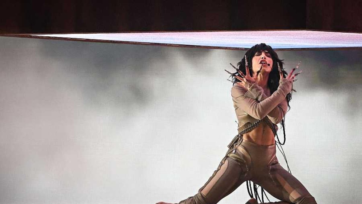 Acusen Loreen de plagi