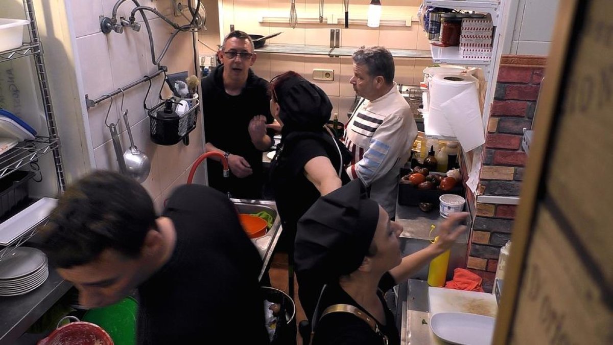 Els problemes personals desborden la convivència laboral.