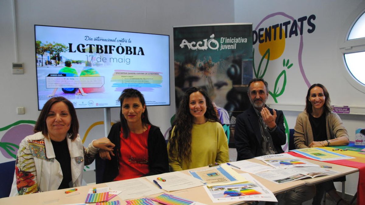 La presentación de los actos en la Oficina Jove.