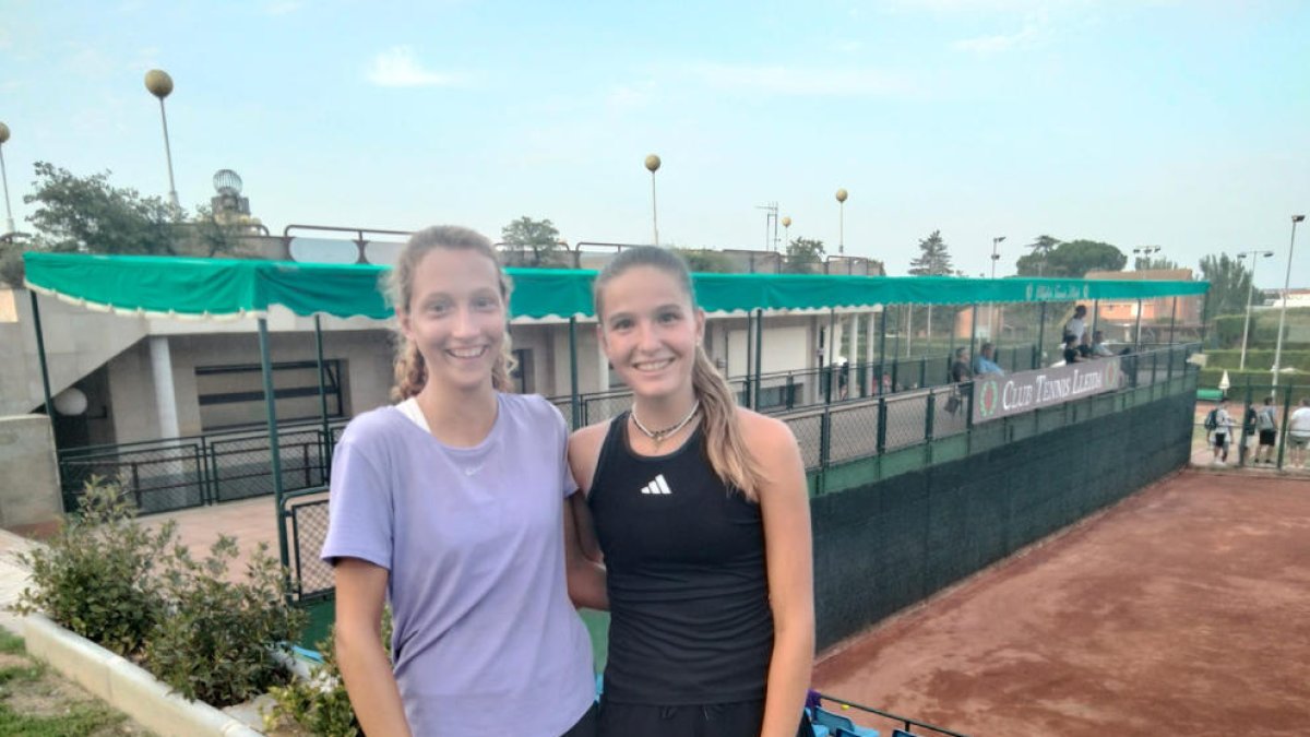 Cèlia Torrelles y Maria Pardo siguen adelante en dobles.