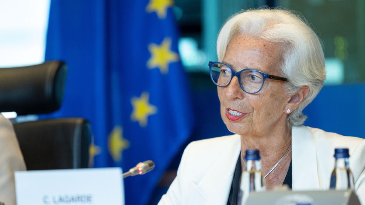El BCE mantiene la estrategia y sube medio punto el tipo de interés, hasta el 3,5%, a pesar de la crisis de Silicon Valley Bank