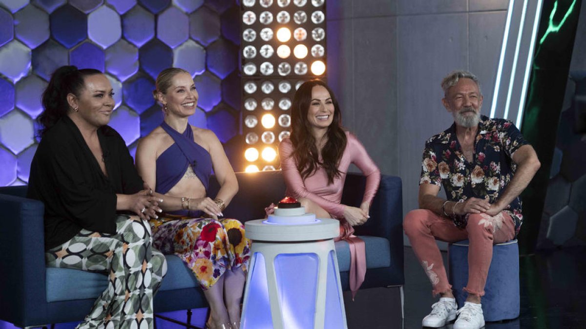 Soraya, Falete, María Escoté y Rafa Sánchez visitarán el programa.
