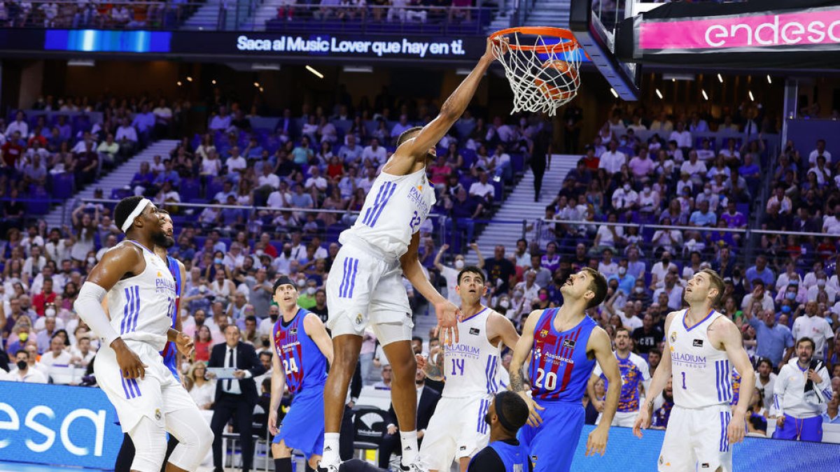Walter Tavares impuso su ley y guió a su equipo al título.