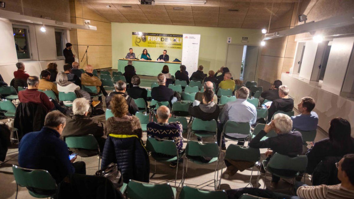 El acto en el que participó Mireia Boya y que fue moderado por el periodista Raúl Ramírez.