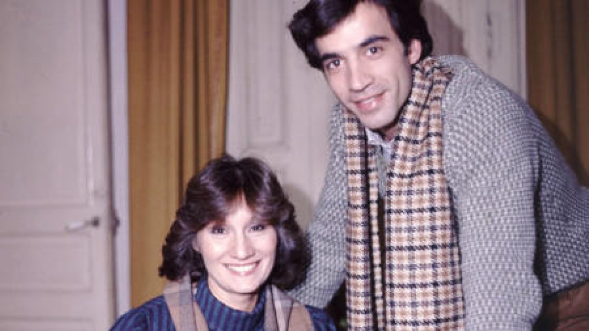 ‘Anillos de oro’, una serie de culto.