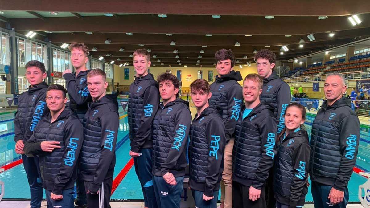 Los integrantes del equipo que ha competido en Gijón.