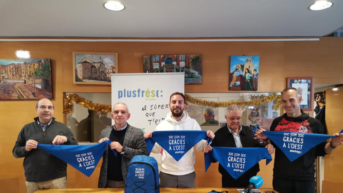 La Sant Silvestre de Lleida donarà obsequis gentilesa de Plusfresc.