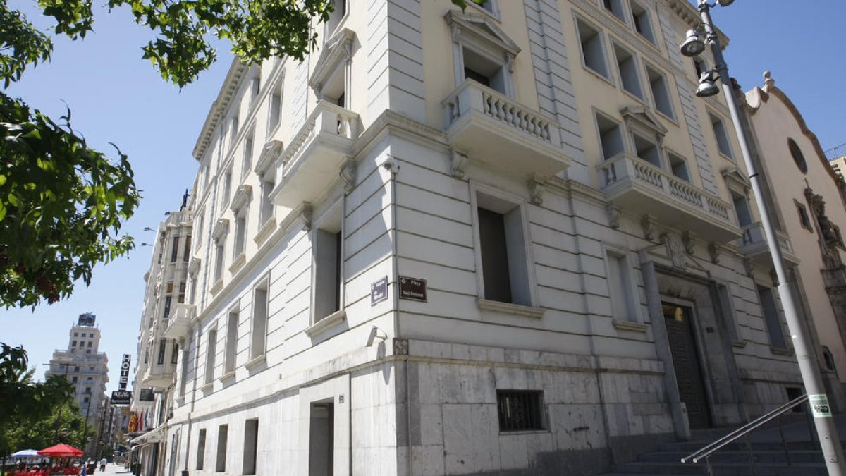 Sede de Economía del ayuntamiento, en la plaza Sant Francesc.