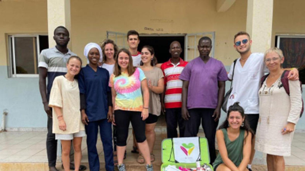 Salud y sonrisas en Gambia
