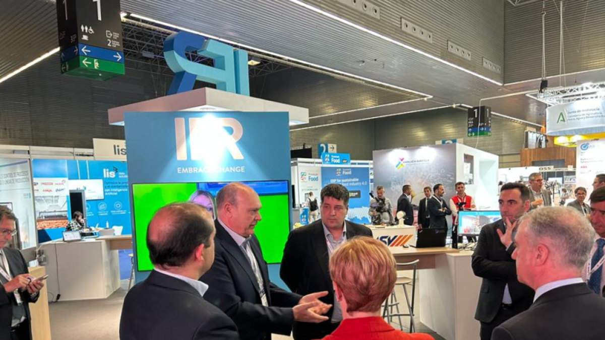 IFR presenta VisionBot, la seva solució d'intel·ligència artificial