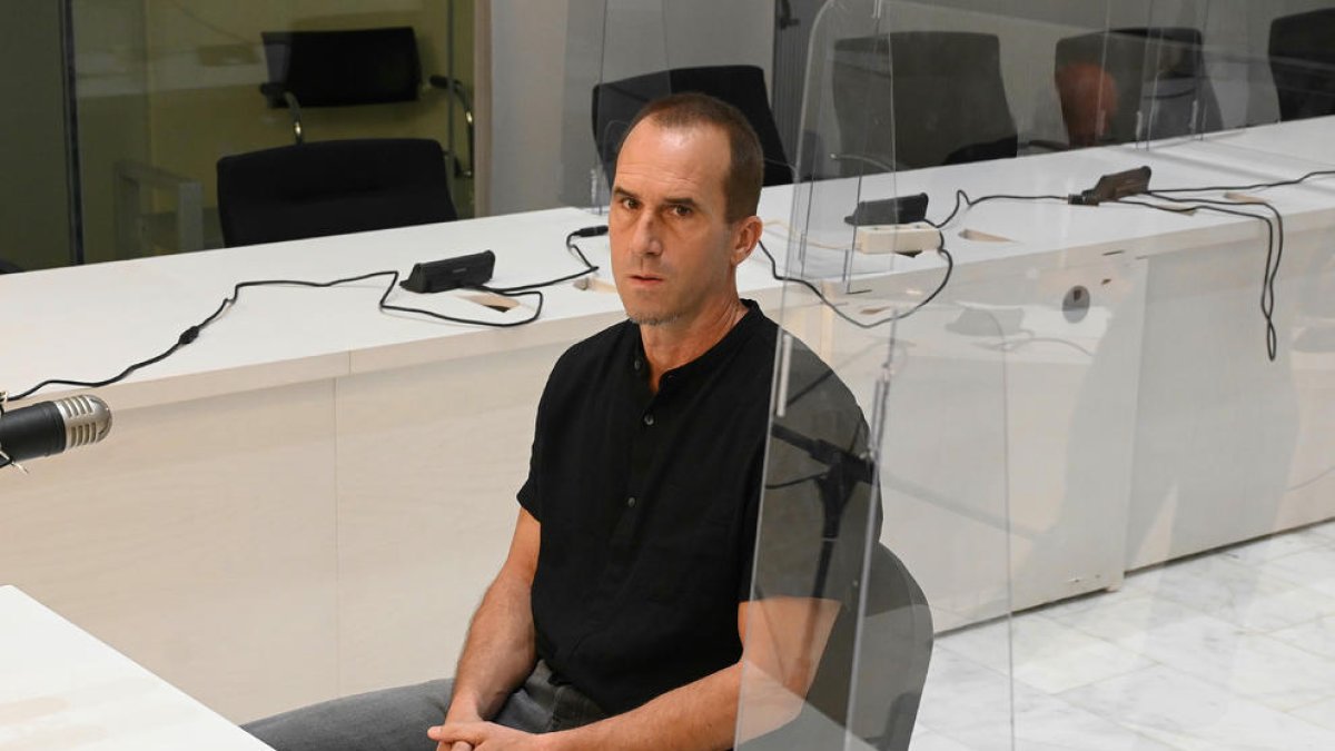 Absolen Txeroki d'un atemptat a Bilbao el 2002 per falta de proves