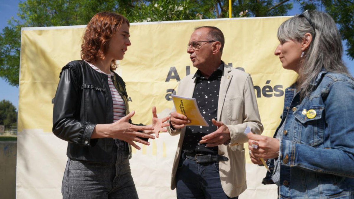 Ubasart, Pueyo y Castro durante la presentación de las propuestas.