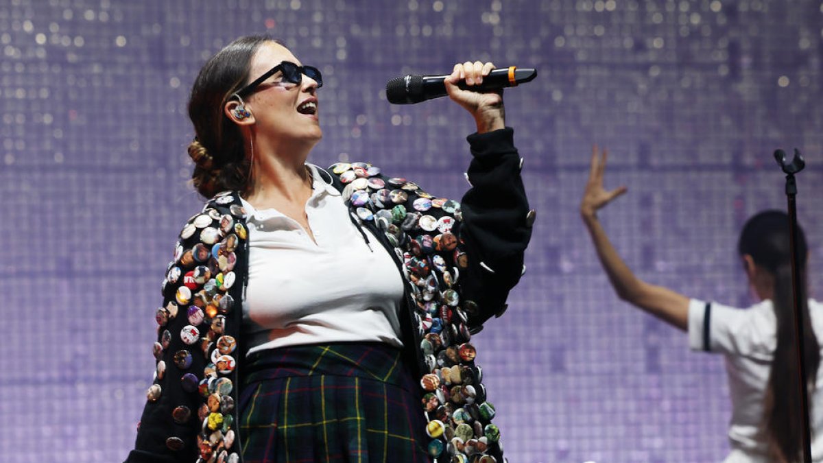 Así suena la nueva canción de Rigoberta Bandini, 'Miami Beach'