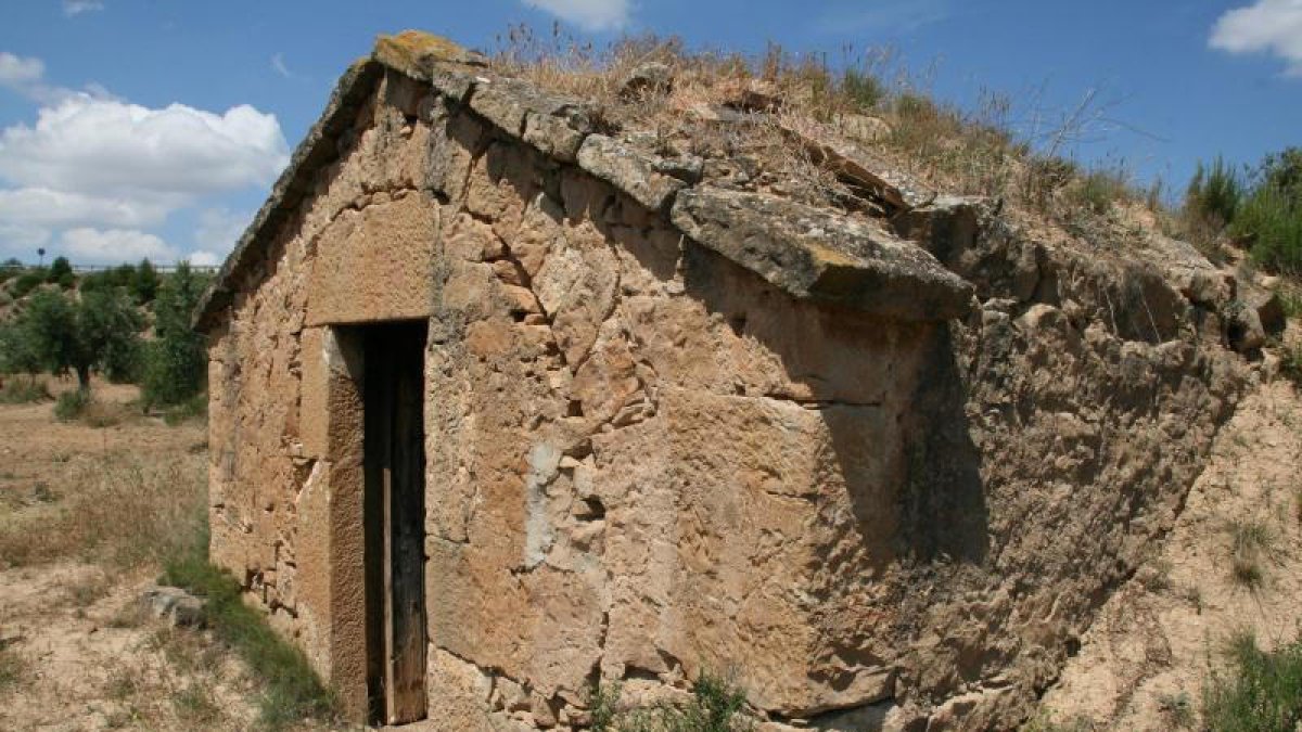 Una de les cabanes de volta del Segrià que podrien allotjar turistes dins d’aquesta iniciativa.