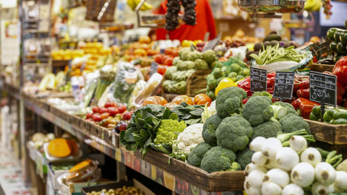 La cistella de la compra puja un 15,2 %, la pujada més important en almenys 34 anys