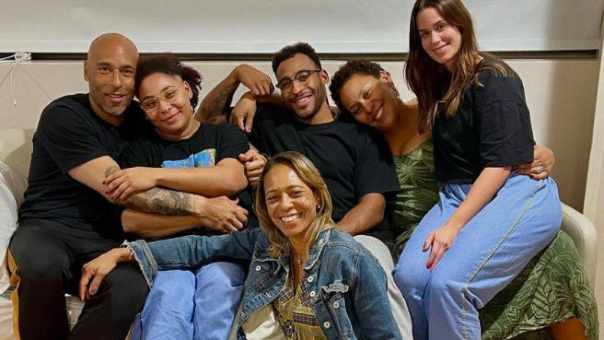 Els familiars de Pelé que han anat a l’hospital per acompanyar-lo en aquests moments crítics.