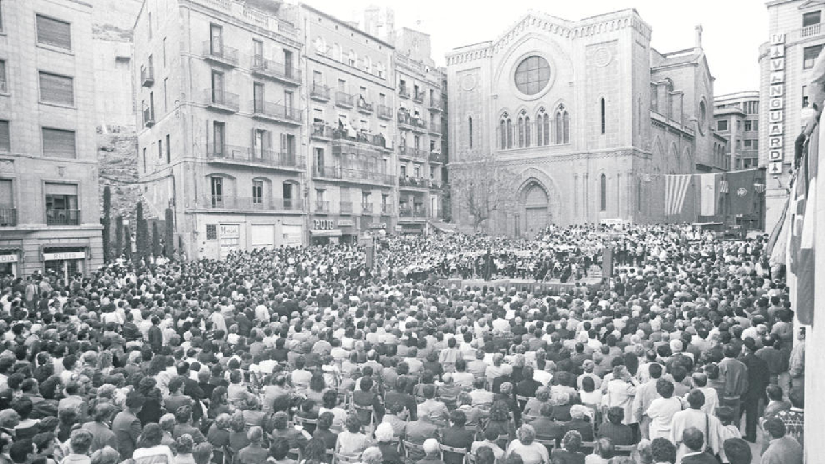 Sant Joan: la plaça de la discòrdia
