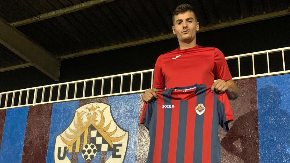 El Tàrrega presenta a su último fichaje, Jordi de Sande