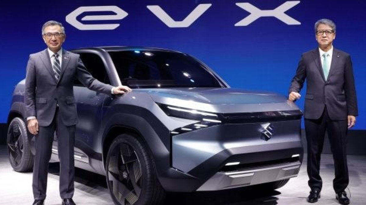 Suzuki revela les línies del seu primer SUV totalment elèctric, l'eVX