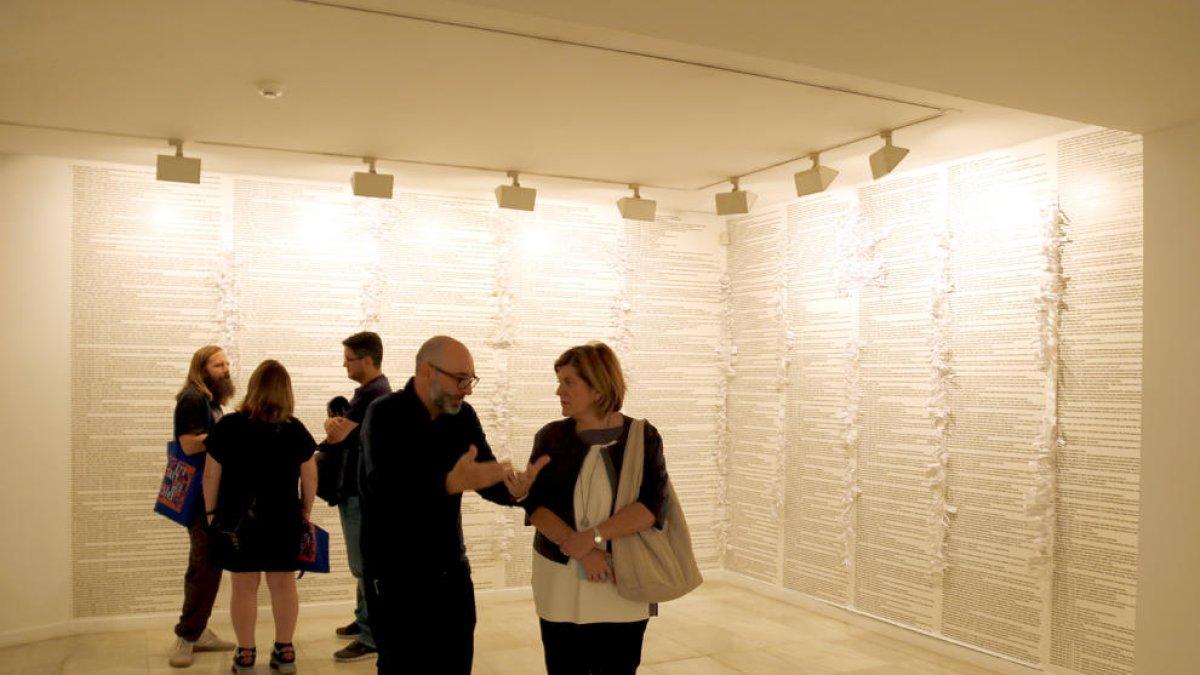 Una de les obres que exhibeix el festival Intangible al Museu Morera, de la britànica Vicki Bennett.