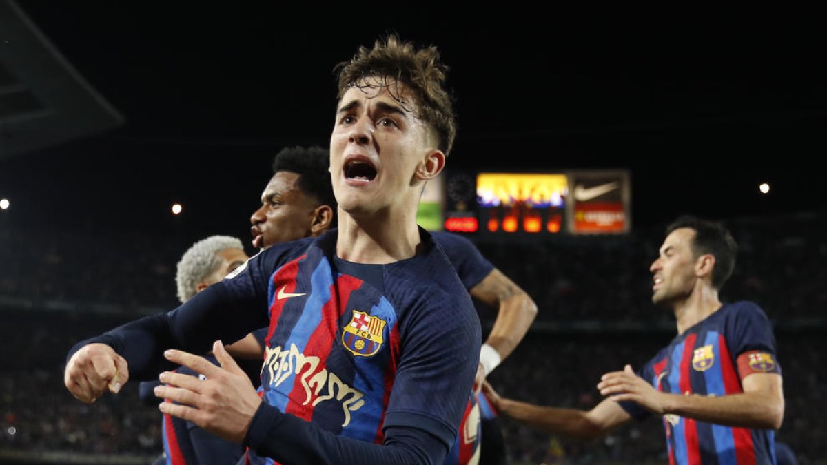 Gavi celebra un gol en un partit de la passada temporada.
