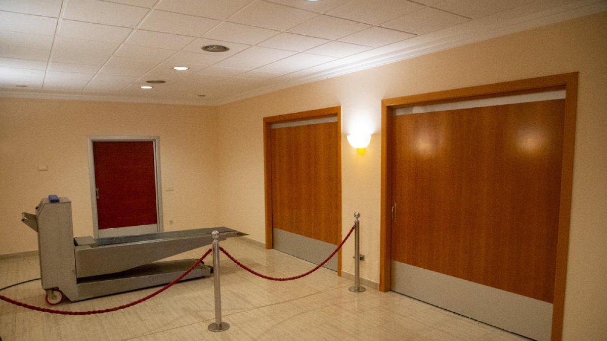 Les instal·lacions del crematori, que ha ampliat l’horari per atendre l’elevada demanda.